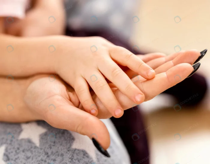 beautiful mother taking care her daughter crc46ced19d size1.07mb 4792x3760 1 - title:استوک دست مادر و فرزند - اورچین فایل - format:JPG - استوک - sku:crc46ced19d - keywords: p_id:45293