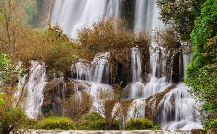 biggest beautiful waterfall thailand named thi lo crc60fea424 - title:دانلود تصویر آبشار تی لو سو تایلند - اورچین فایل - format:JPG - استوک - sku:crc60fea424 - keywords: p_id:57583