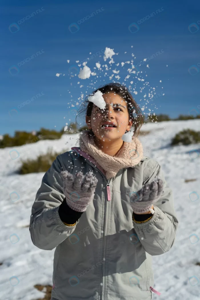 caucasian girl playing with snow winter crc9b33cfe0 size11.71mb 4000x6000 1 - title:استوک دختر در حال برف بازی - اورچین فایل - format:JPG - استوک - sku:crc9b33cfe0 - keywords: p_id:51348