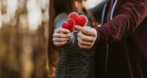 close up couple holding little hearts crcb80deb83 size0.47mb 4376x2336 - title:Home - اورچین فایل - format: - sku: - keywords: p_id:18