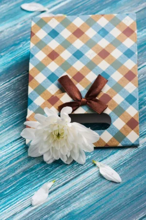 craft gift box with chrysanthemum crcc344187b size7.06mb 2832x4256 - title:Home - اورچین فایل - format: - sku: - keywords: p_id:18