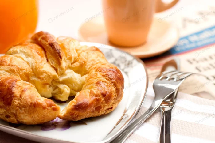 croissant breakfast crc27af9d34 - title:دانلود شیرینی کروسان بر روی بشقاب - اورچین فایل - format:JPG - استوک - sku:crc27af9d34 - keywords: p_id:96691