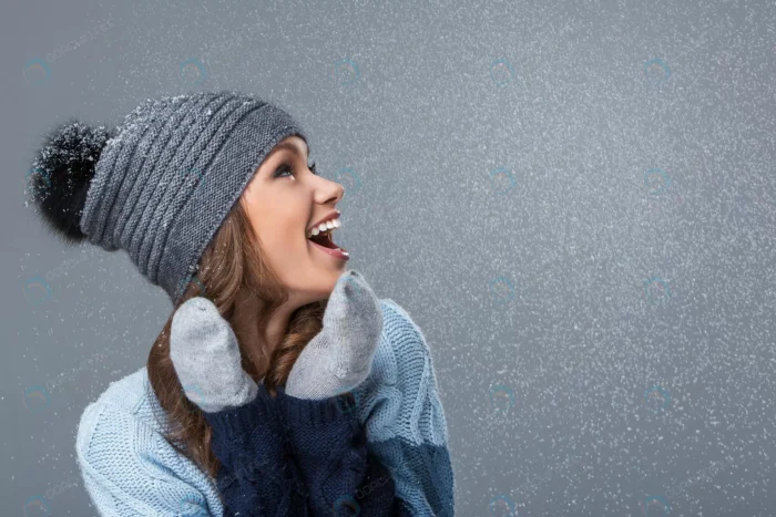 cute girl with snowflakes having good time crce190637f - title:دختر شاد در هوای برفی - اورچین فایل - format:JPG - استوک - sku:crce190637f - keywords: p_id:85189