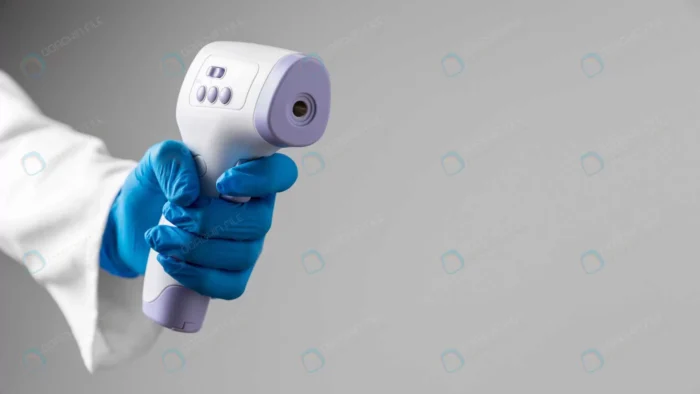 doctor gloves holding thermometer with copy space crcd9911132 - title:دانلود عکس استوک ترمومتر لیزری-غیرتماسی - اورچین فایل - format:JPG - استوک - sku:crcd9911132 - keywords: p_id:35513