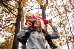 mother with daughter autumn park crcb90d5710 size5.57mb 3960x2640 1 - title:Home - اورچین فایل - format: - sku: - keywords: p_id:18