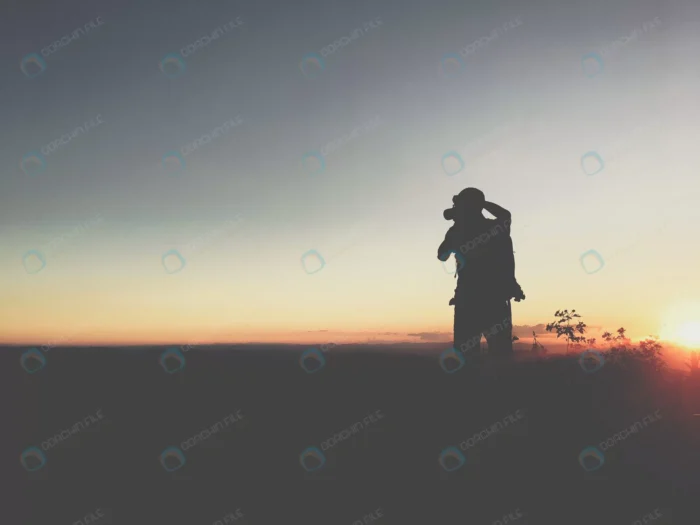 silhouette man mountain crc27418031 size2.68mb 4032x3024 1 - title:تصویر استوک عکاسی مرد در کوه - اورچین فایل - format:JPG - استوک - sku:crc27418031 - keywords: p_id:51663