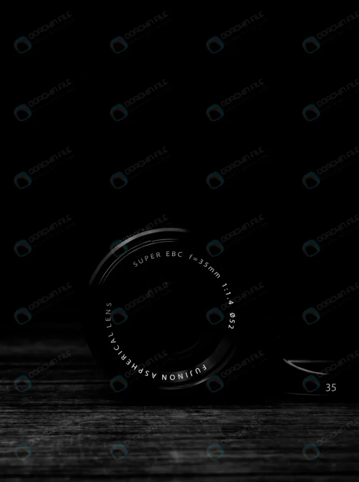 vertical gray scale shot camera lens wooden surfa crc92cba0ed size1.62mb 3264x4383 1 - title:استوک تصویر لنز دوربین عکاسی بصورت عمودی - اورچین فایل - format:JPG - استوک - sku:crc92cba0ed - keywords: p_id:51715