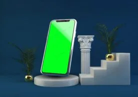 موکاپ موبایل روی سکوی معرفی محصول