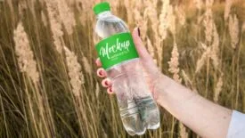 موکاپ بطری آب معدنی